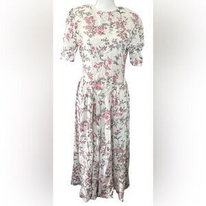 Vintage 80’s Romantic floral dress